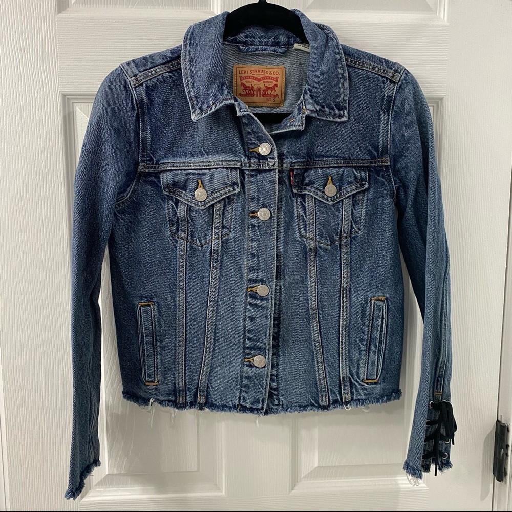 Women’s Levi Denim jacket